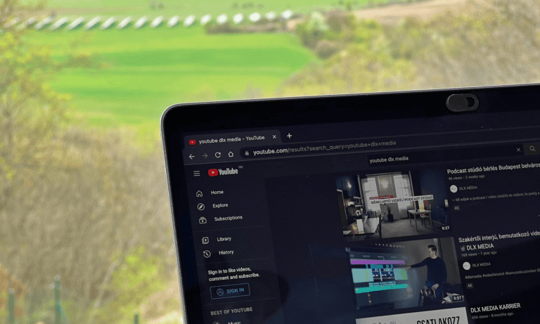 photo-1650371471800-aa496564acba